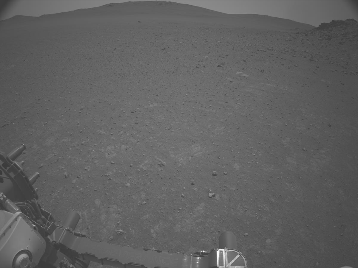 This image was taken by NAVCAM_LEFT onboard NASA's Mars rover Perseverance on Sol 1318