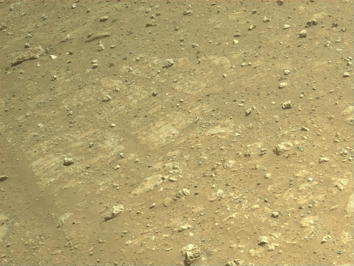 This image was taken by NAVCAM_RIGHT onboard NASA's Mars rover Perseverance on Sol 1318