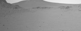 View image taken on Mars, Mars Perseverance Sol 1318: Right Navigation Camera (Navcam)