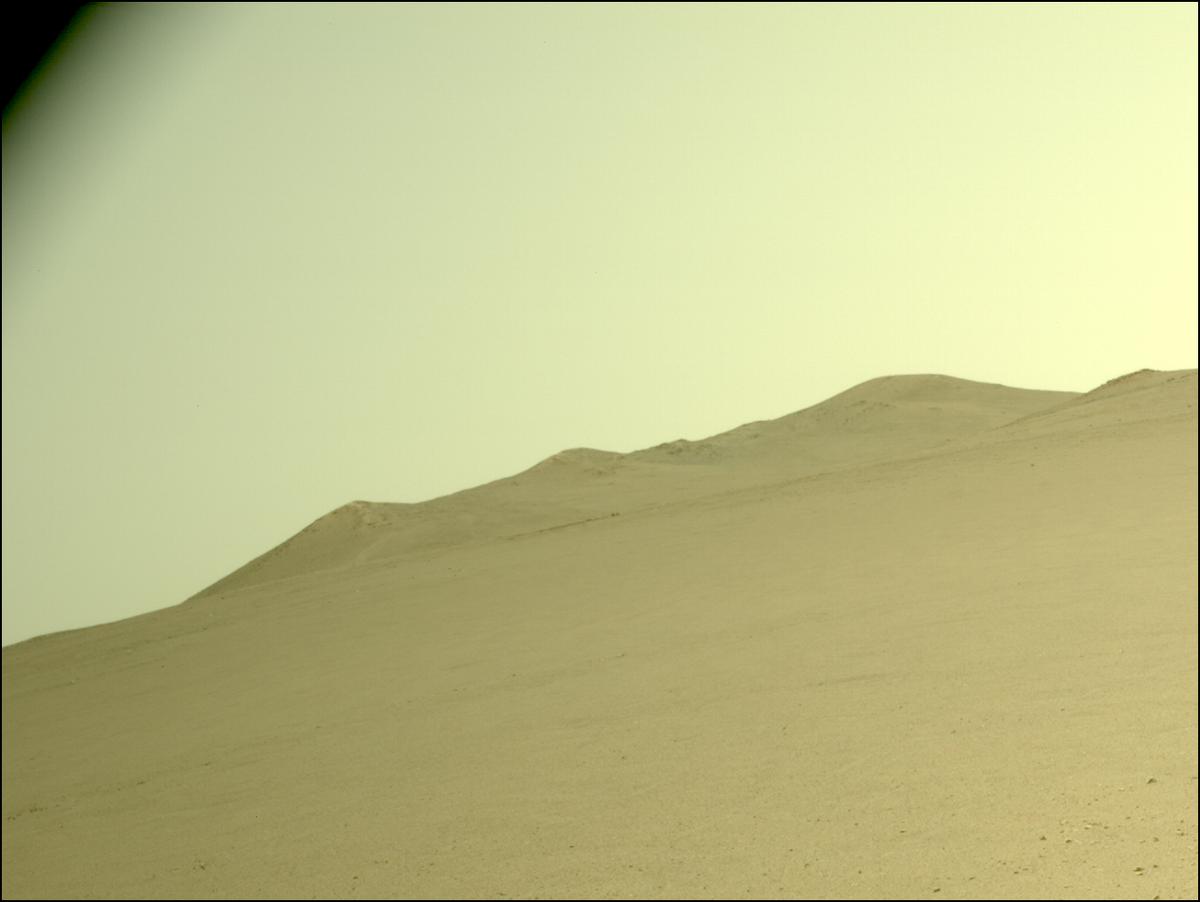 This image was taken by NAVCAM_RIGHT onboard NASA's Mars rover Perseverance on Sol 1324
