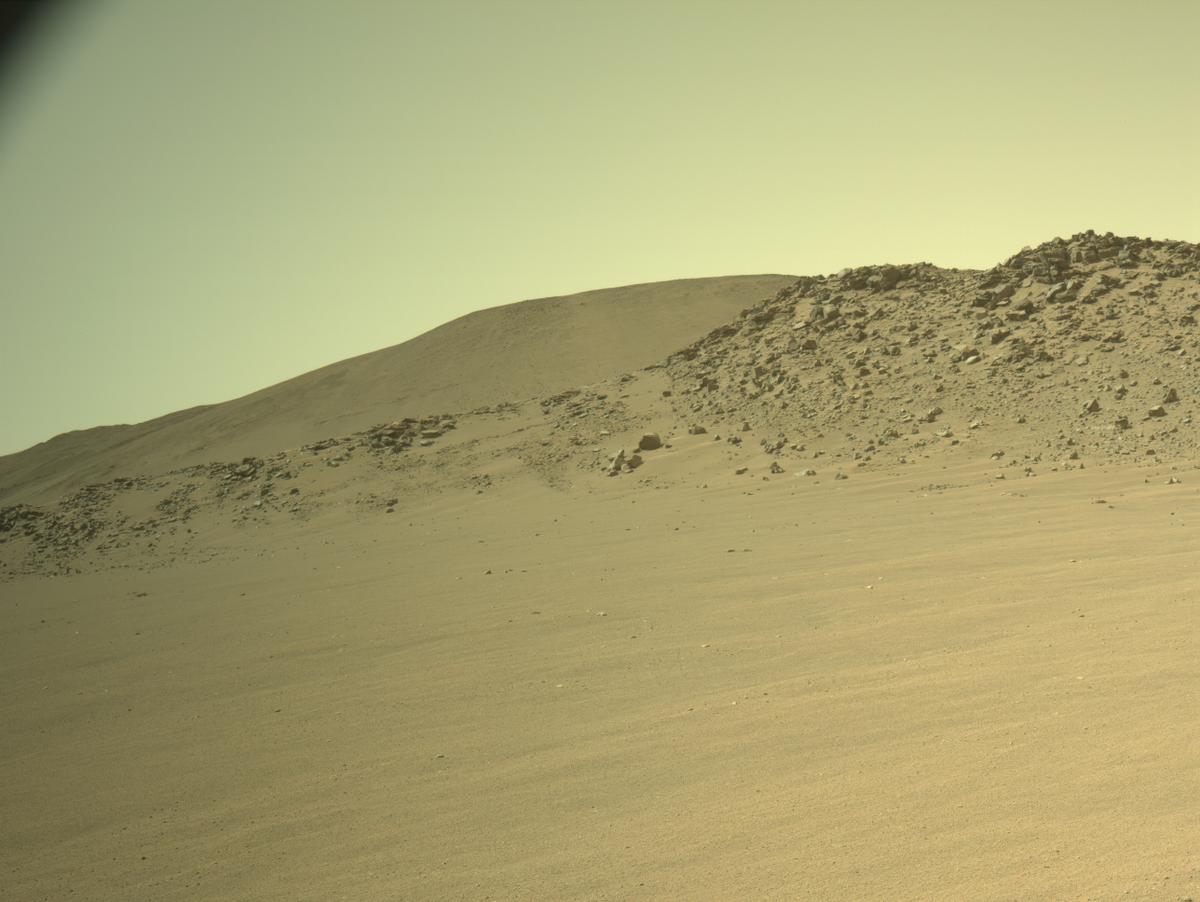 This image was taken by NAVCAM_RIGHT onboard NASA's Mars rover Perseverance on Sol 1325