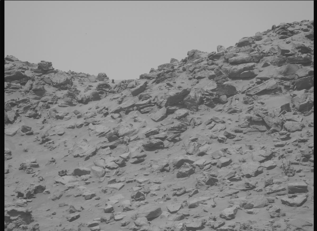 This image was taken by MCZ_LEFT onboard NASA's Mars rover Perseverance on Sol 1326