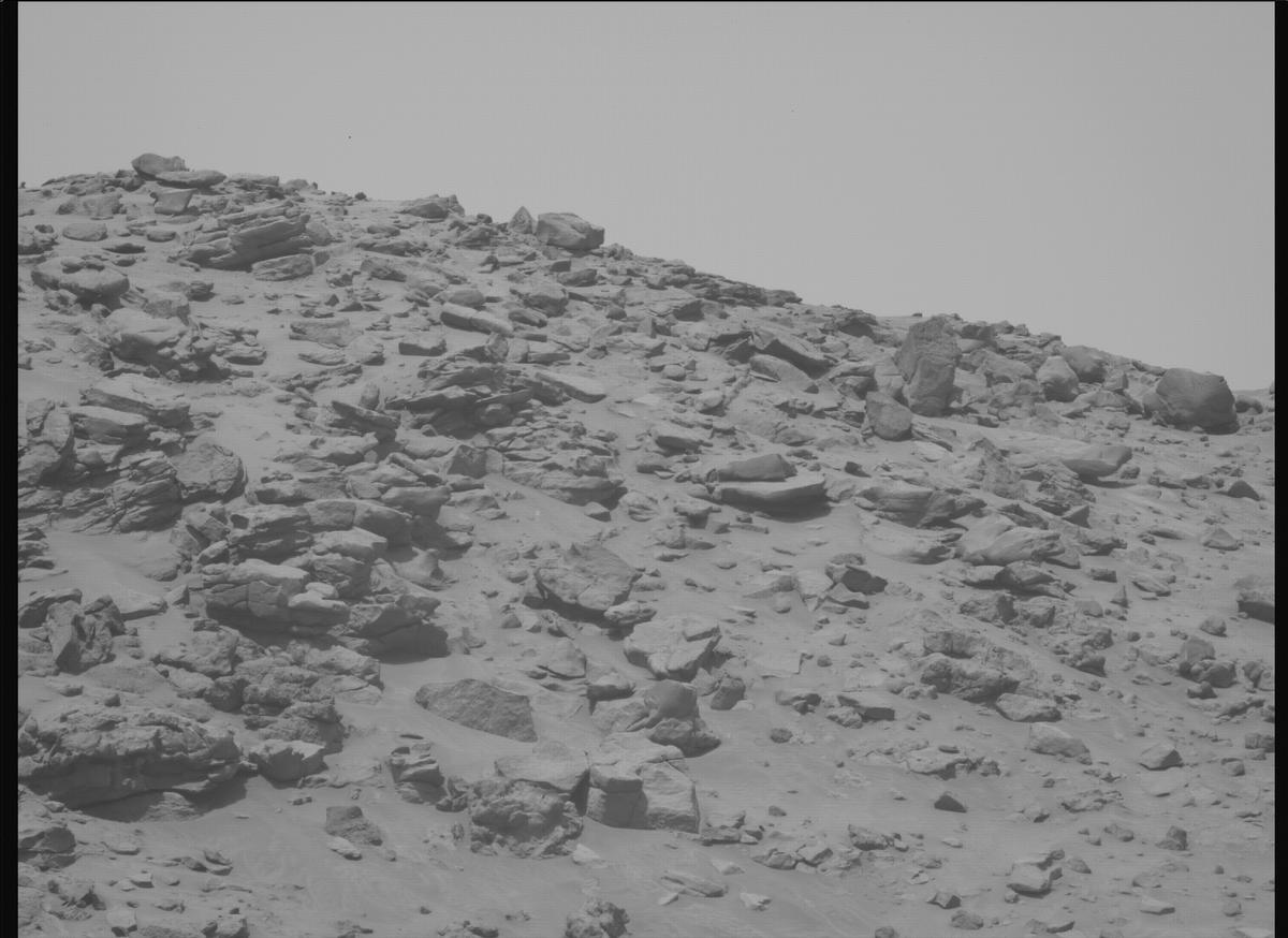 This image was taken by MCZ_LEFT onboard NASA's Mars rover Perseverance on Sol 1326