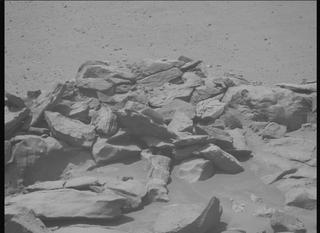 View image taken on Mars, Mars Perseverance Sol 1327: Left Mastcam-Z Camera