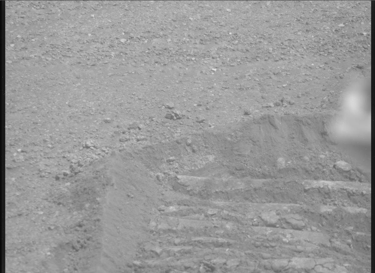 This image was taken by MCZ_RIGHT onboard NASA's Mars rover Perseverance on Sol 1331