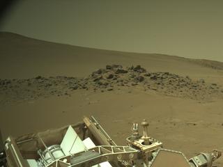 View image taken on Mars, Mars Perseverance Sol 1332: Left Navigation Camera (Navcam)