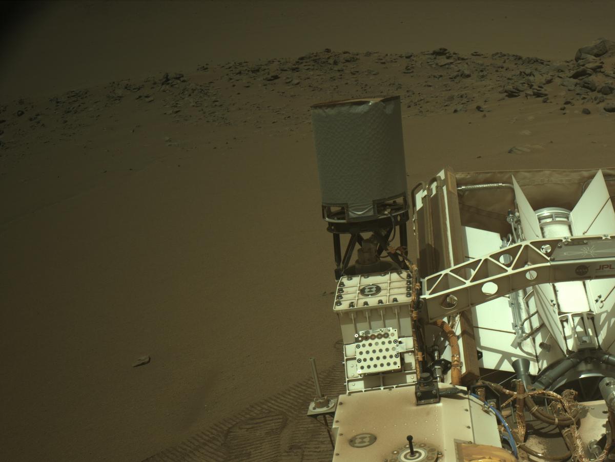 This image was taken by NAVCAM_RIGHT onboard NASA's Mars rover Perseverance on Sol 1333