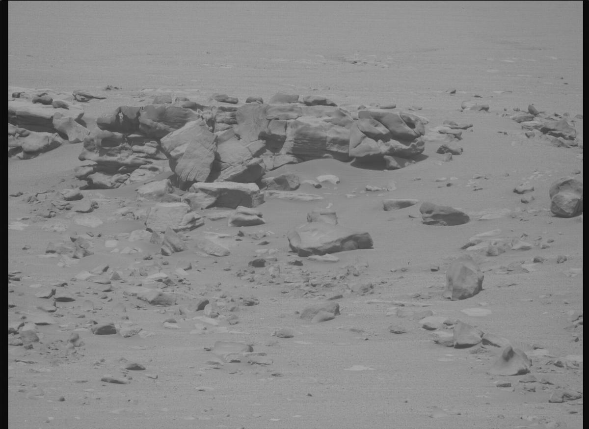 This image was taken by MCZ_RIGHT onboard NASA's Mars rover Perseverance on Sol 1333