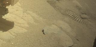 View image taken on Mars, Mars Perseverance Sol 1334: Front Left Hazard Avoidance Camera (Hazcam)