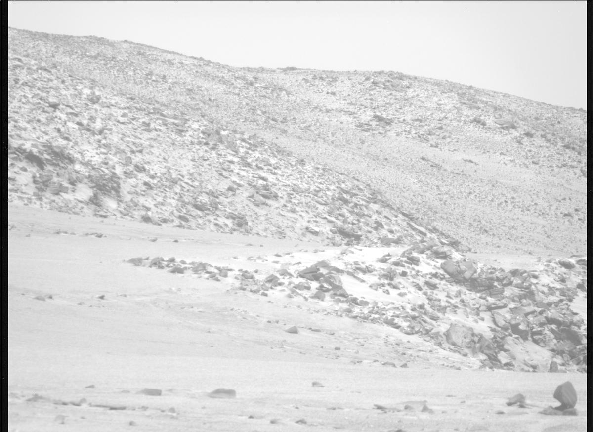 This image was taken by MCZ_RIGHT onboard NASA's Mars rover Perseverance on Sol 1334
