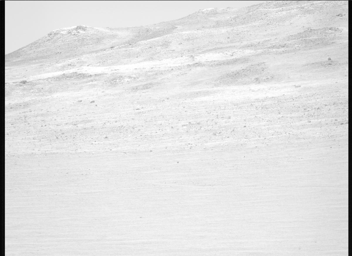 This image was taken by MCZ_RIGHT onboard NASA's Mars rover Perseverance on Sol 1347