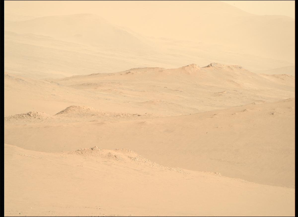 This image was taken by MCZ_RIGHT onboard NASA's Mars rover Perseverance on Sol 1349