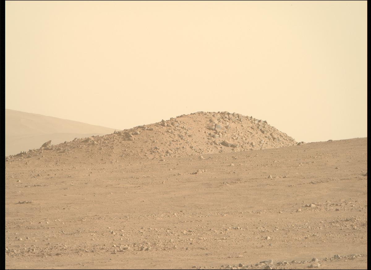 This image was taken by MCZ_RIGHT onboard NASA's Mars rover Perseverance on Sol 1349