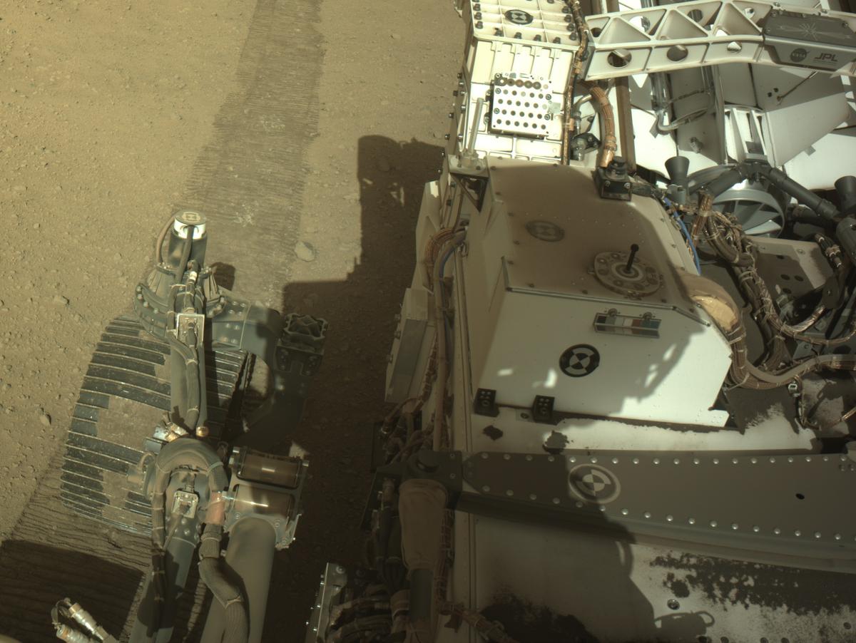 This image was taken by NAVCAM_LEFT onboard NASA's Mars rover Perseverance on Sol 1351