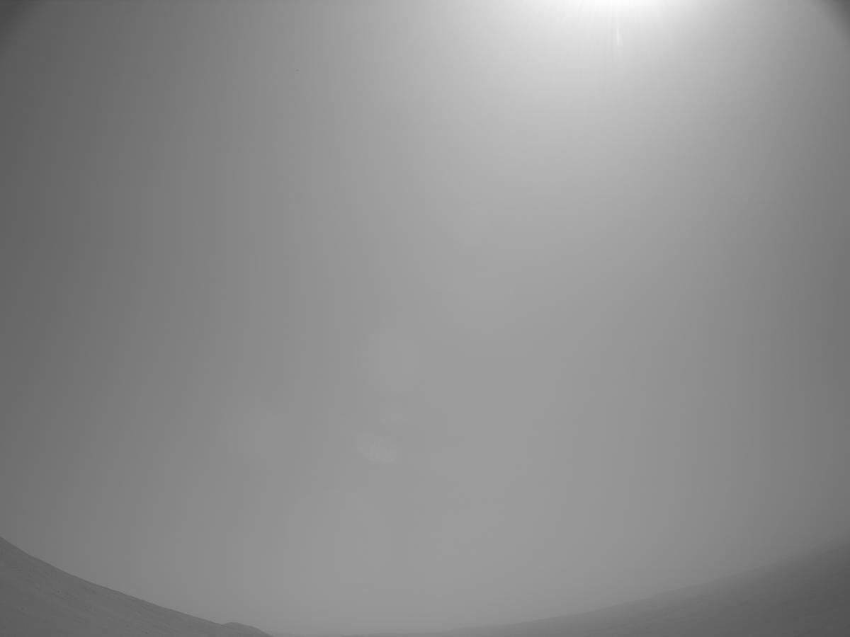 This image was taken by NAVCAM_LEFT onboard NASA's Mars rover Perseverance on Sol 1352