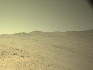 View image taken on Mars, Mars Perseverance Sol 1352: Right Navigation Camera (Navcam)