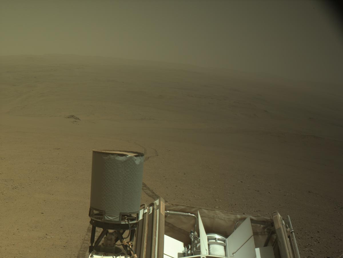 This image was taken by NAVCAM_RIGHT onboard NASA's Mars rover Perseverance on Sol 1352