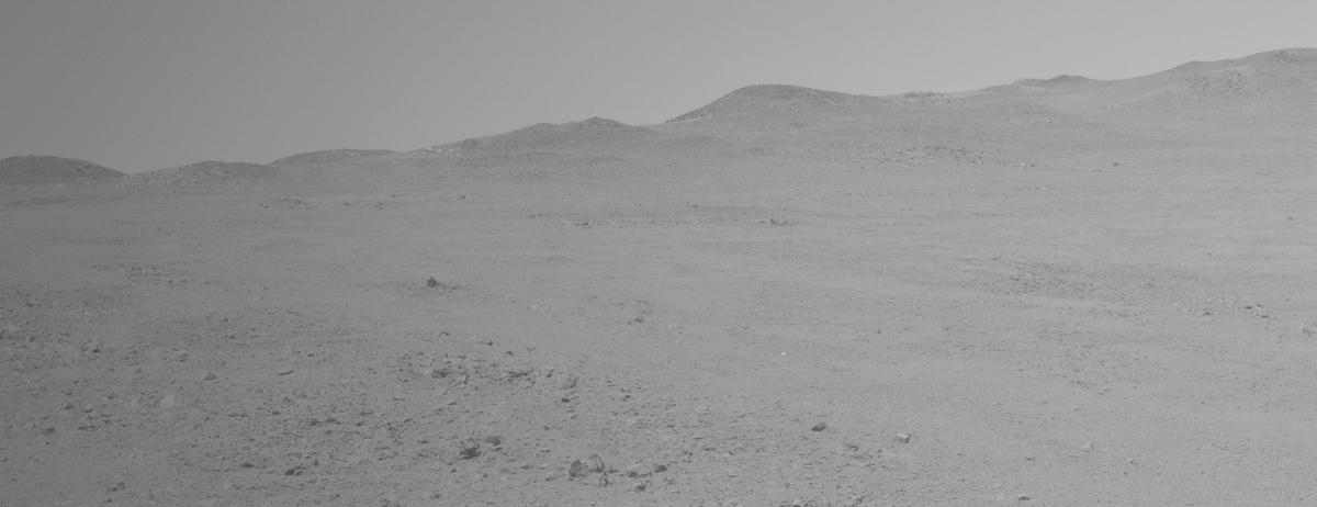 This image was taken by NAVCAM_RIGHT onboard NASA's Mars rover Perseverance on Sol 1353
