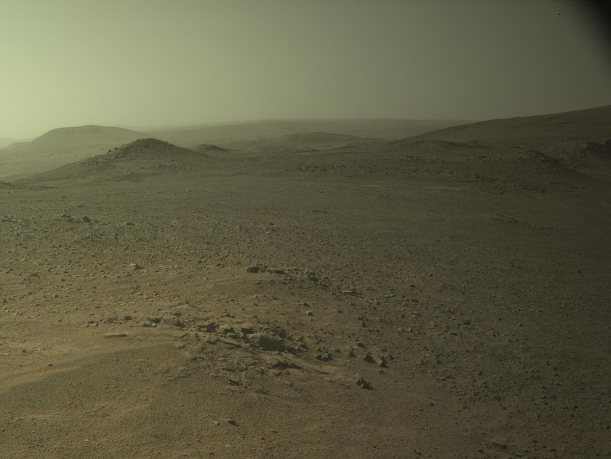 This image was taken by NAVCAM_RIGHT onboard NASA's Mars rover Perseverance on Sol 1354