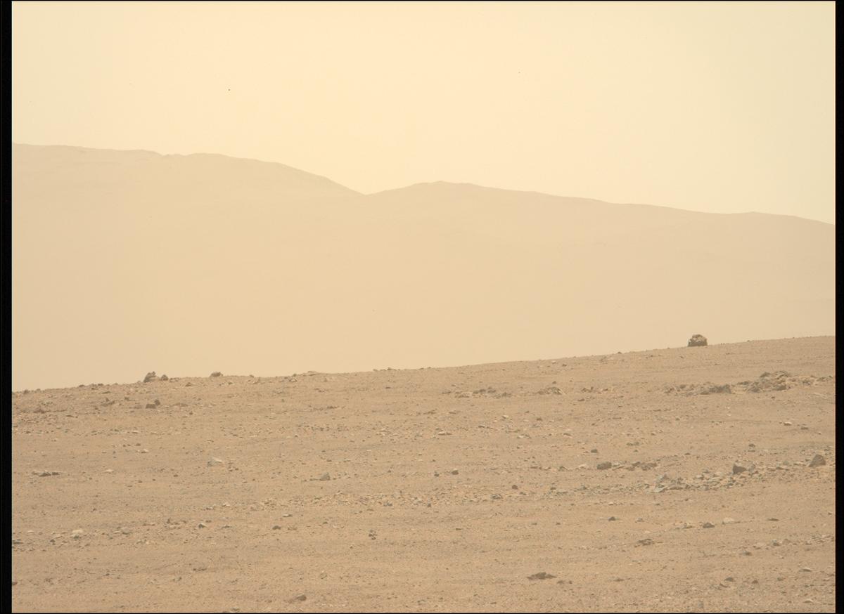 This image was taken by MCZ_LEFT onboard NASA's Mars rover Perseverance on Sol 1354