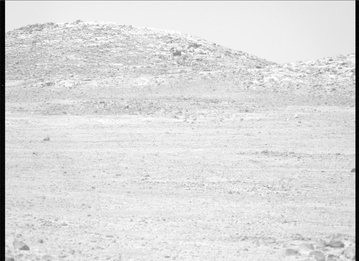 This image was taken by MCZ_LEFT onboard NASA's Mars rover Perseverance on Sol 1354