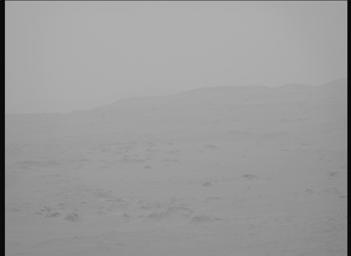 This image was taken by MCZ_RIGHT onboard NASA's Mars rover Perseverance on Sol 1354