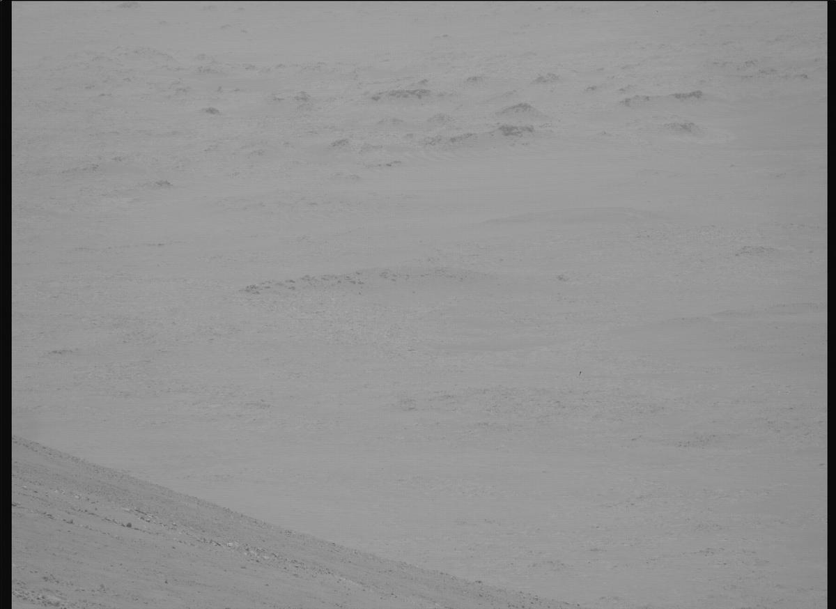 This image was taken by MCZ_RIGHT onboard NASA's Mars rover Perseverance on Sol 1354