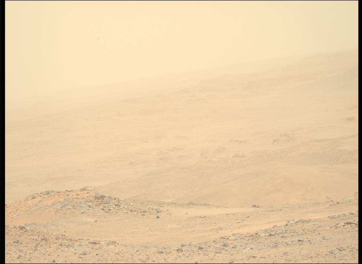 This image was taken by MCZ_LEFT onboard NASA's Mars rover Perseverance on Sol 1356