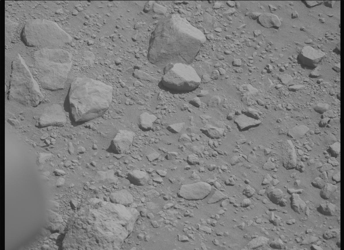 This image was taken by MCZ_LEFT onboard NASA's Mars rover Perseverance on Sol 1356