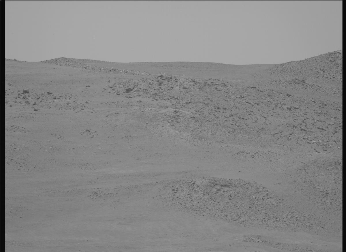 This image was taken by MCZ_LEFT onboard NASA's Mars rover Perseverance on Sol 1357