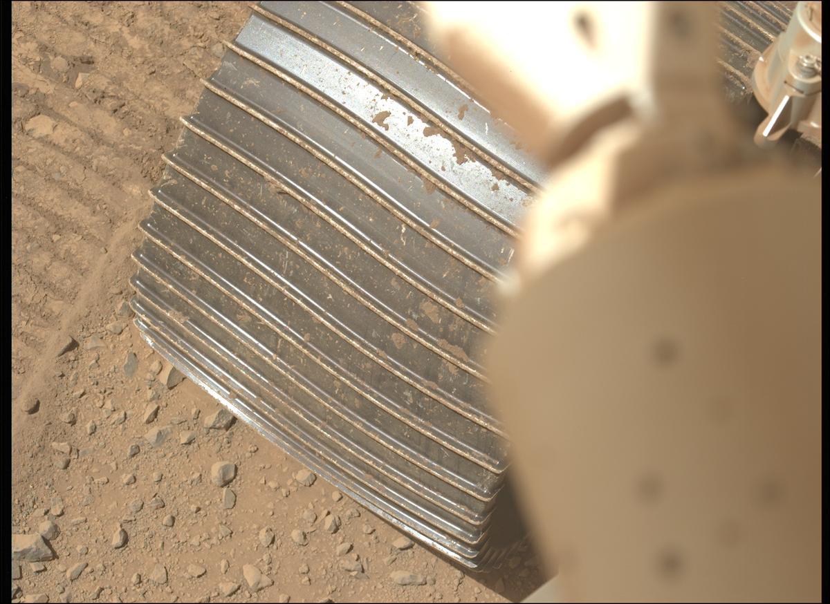 This image was taken by MCZ_LEFT onboard NASA's Mars rover Perseverance on Sol 1357