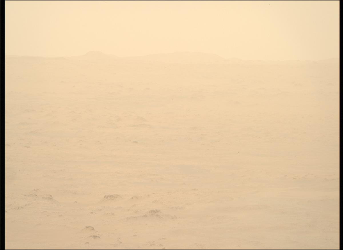 This image was taken by MCZ_RIGHT onboard NASA's Mars rover Perseverance on Sol 1357