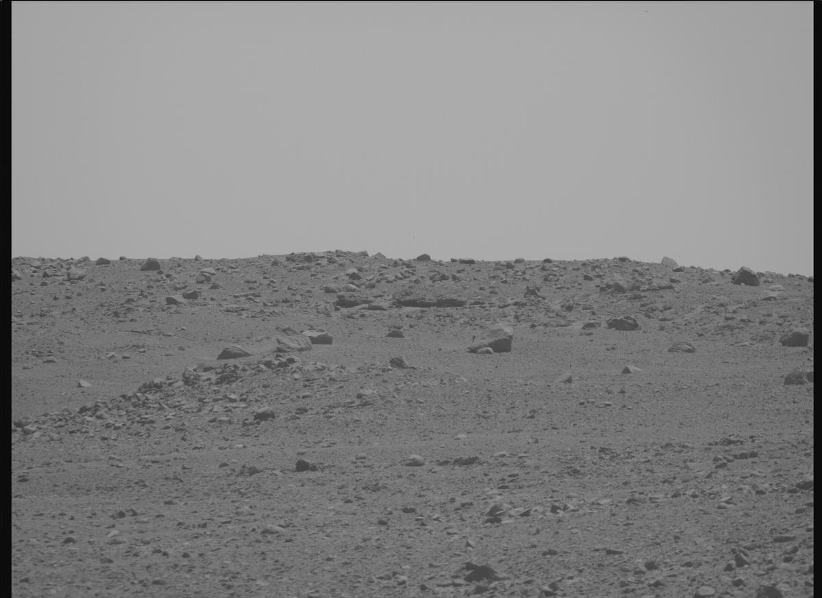 This image was taken by MCZ_RIGHT onboard NASA's Mars rover Perseverance on Sol 1357