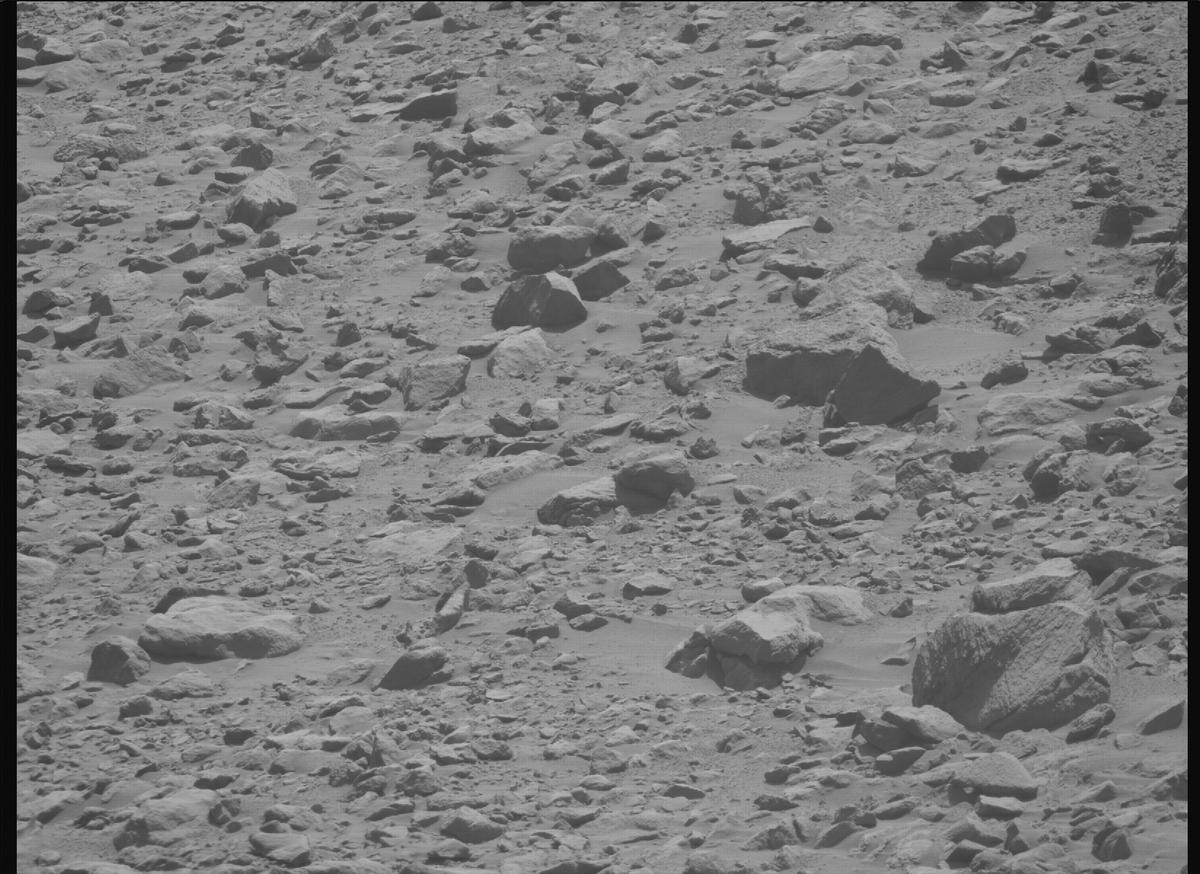 This image was taken by MCZ_RIGHT onboard NASA's Mars rover Perseverance on Sol 1357