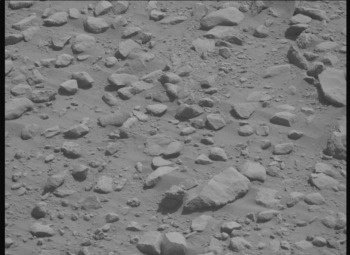 This image was taken by MCZ_RIGHT onboard NASA's Mars rover Perseverance on Sol 1357