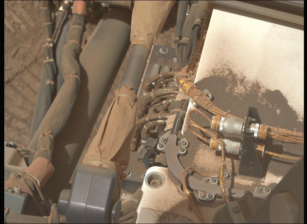 This image was taken by MCZ_RIGHT onboard NASA's Mars rover Perseverance on Sol 1357