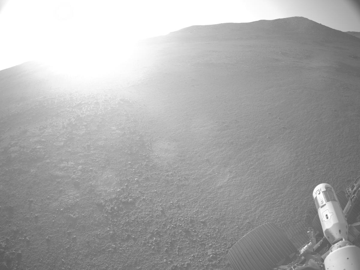 This image was taken by NAVCAM_LEFT onboard NASA's Mars rover Perseverance on Sol 1367