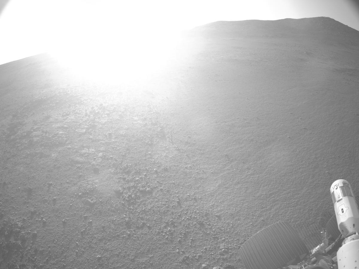This image was taken by NAVCAM_LEFT onboard NASA's Mars rover Perseverance on Sol 1367