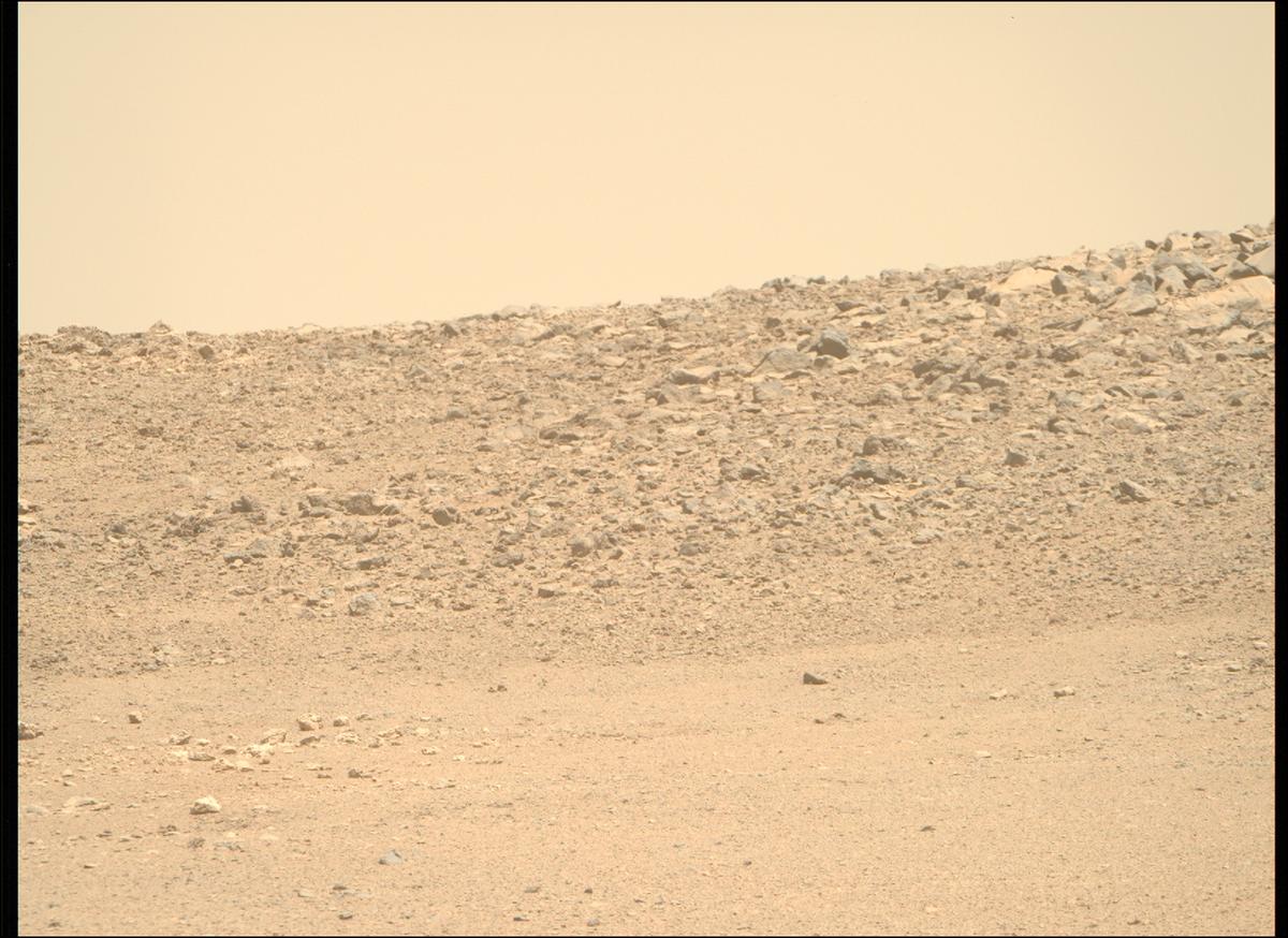 This image was taken by MCZ_RIGHT onboard NASA's Mars rover Perseverance on Sol 1367