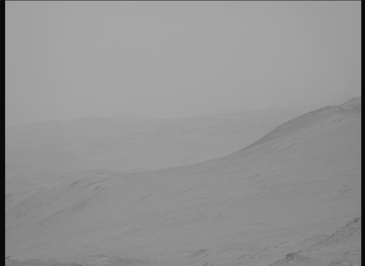 This image was taken by MCZ_LEFT onboard NASA's Mars rover Perseverance on Sol 1368
