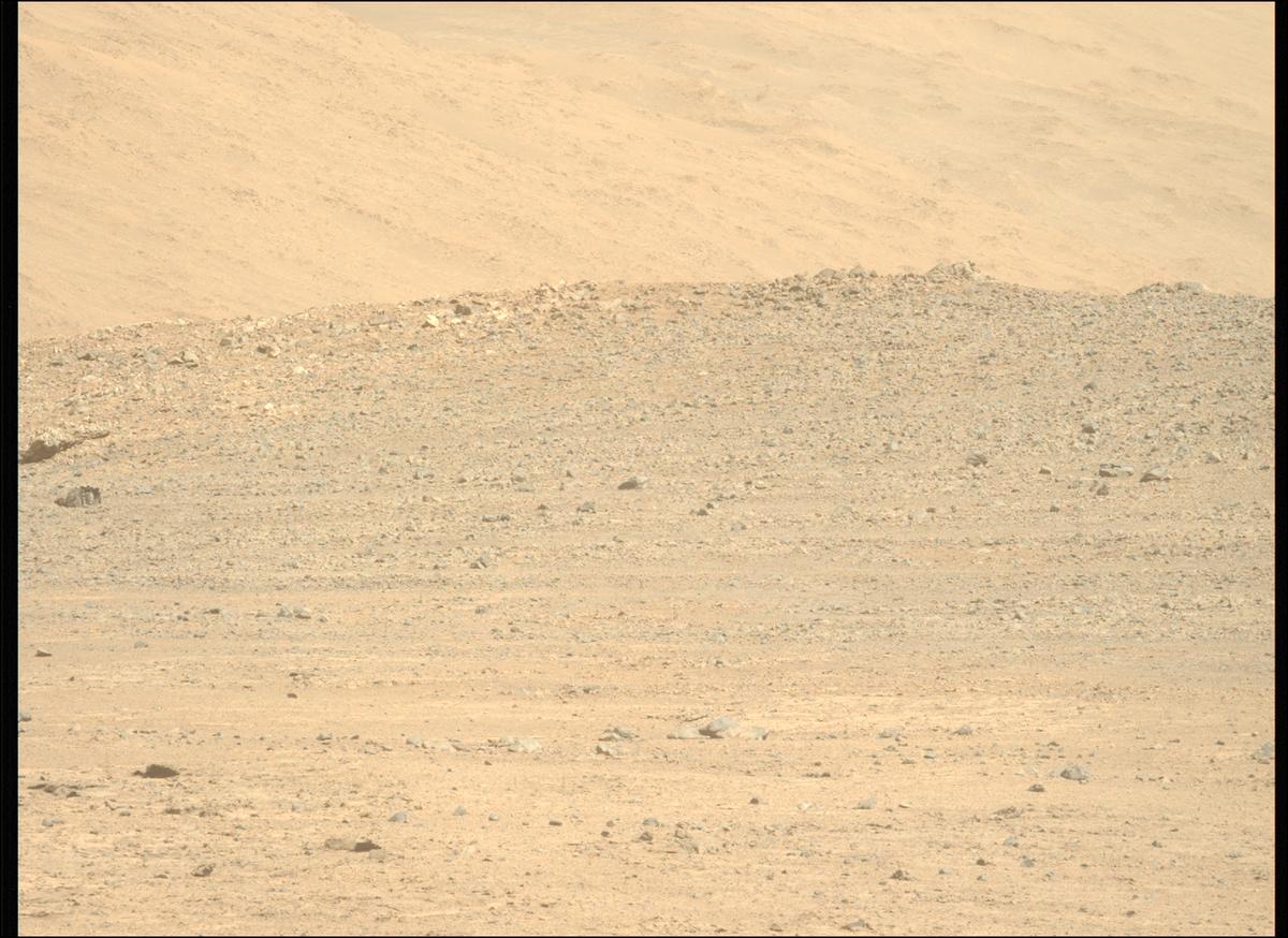 This image was taken by MCZ_LEFT onboard NASA's Mars rover Perseverance on Sol 1368