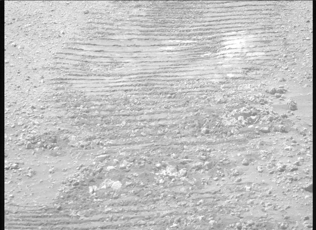 This image was taken by MCZ_RIGHT onboard NASA's Mars rover Perseverance on Sol 1377