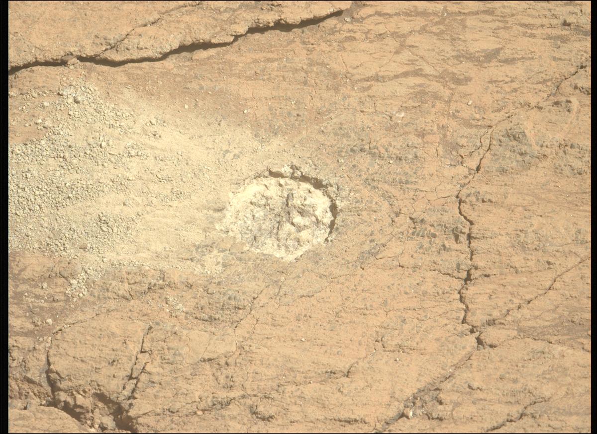 This image was taken by MCZ_LEFT onboard NASA's Mars rover Perseverance on Sol 1380