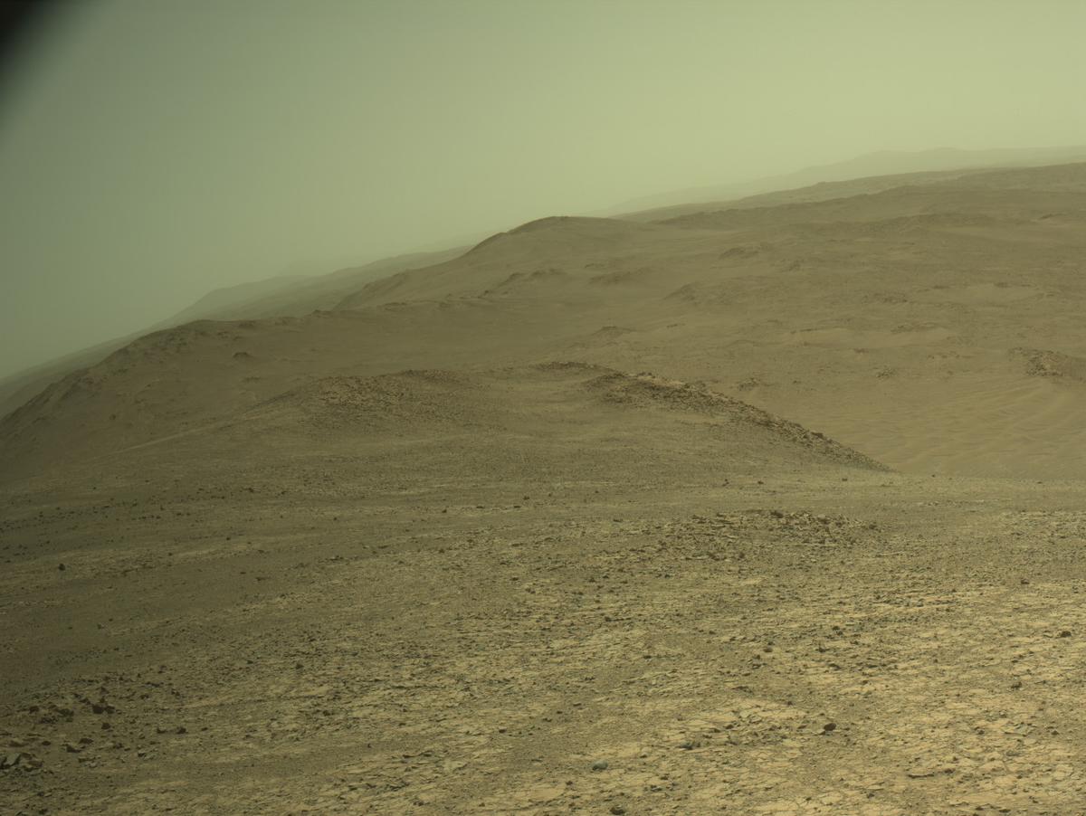 This image was taken by NAVCAM_RIGHT onboard NASA's Mars rover Perseverance on Sol 1381