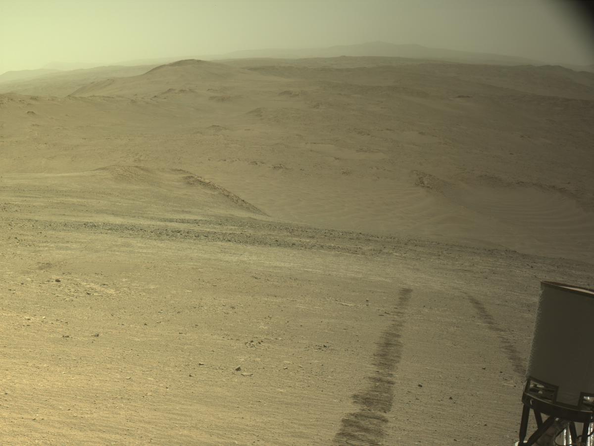 This image was taken by NAVCAM_LEFT onboard NASA's Mars rover Perseverance on Sol 1397