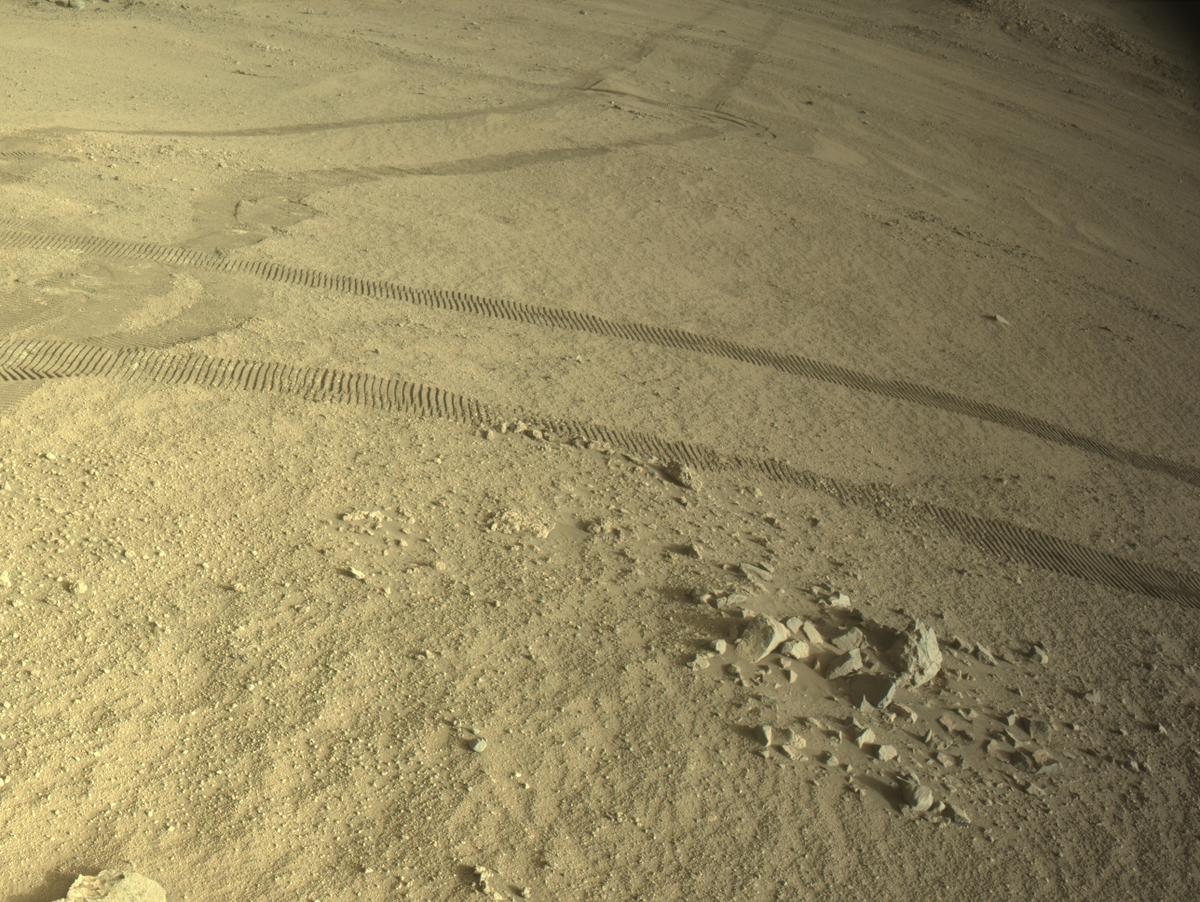 This image was taken by NAVCAM_LEFT onboard NASA's Mars rover Perseverance on Sol 1398