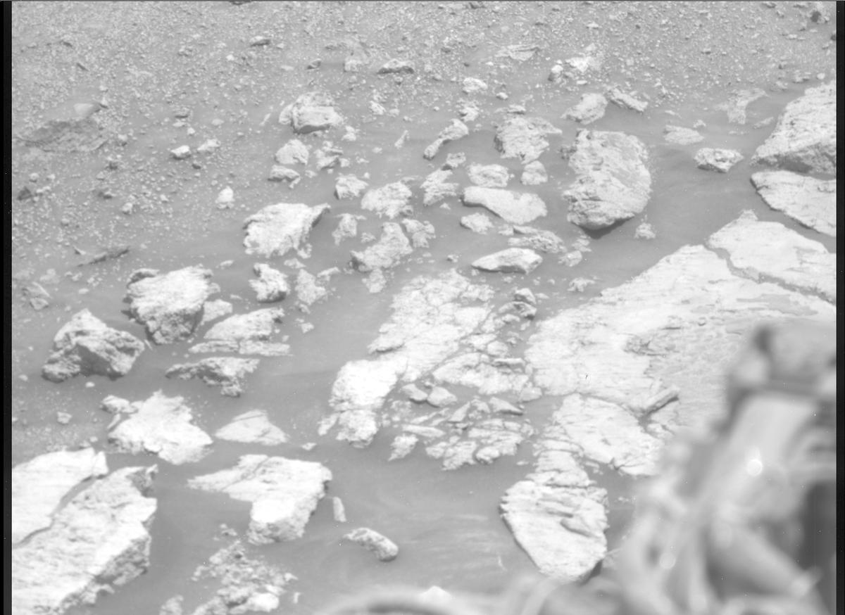 This image was taken by MCZ_RIGHT onboard NASA's Mars rover Perseverance on Sol 1398