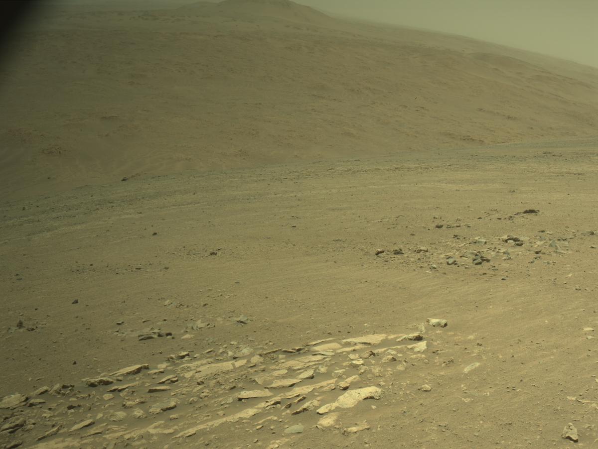 This image was taken by NAVCAM_LEFT onboard NASA's Mars rover Perseverance on Sol 1400