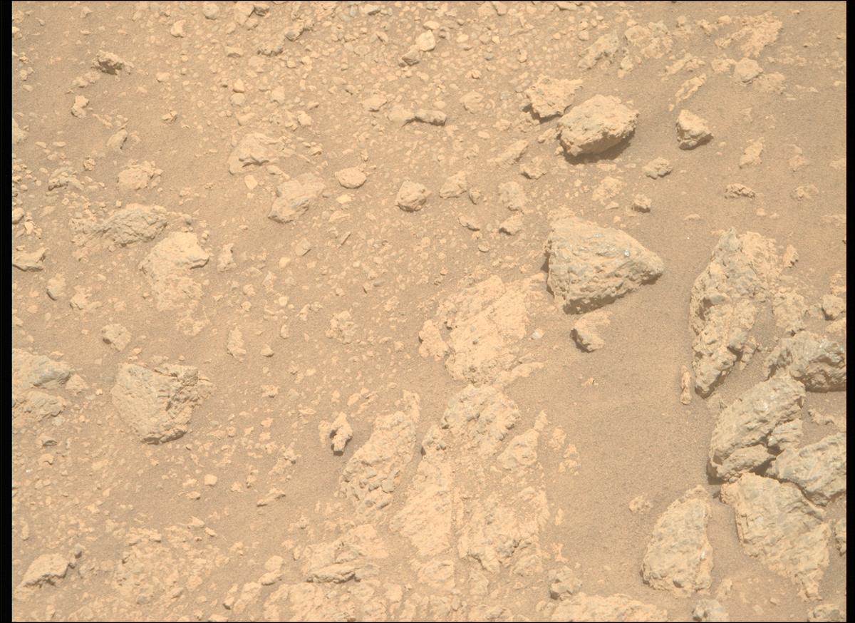 This image was taken by MCZ_RIGHT onboard NASA's Mars rover Perseverance on Sol 1400