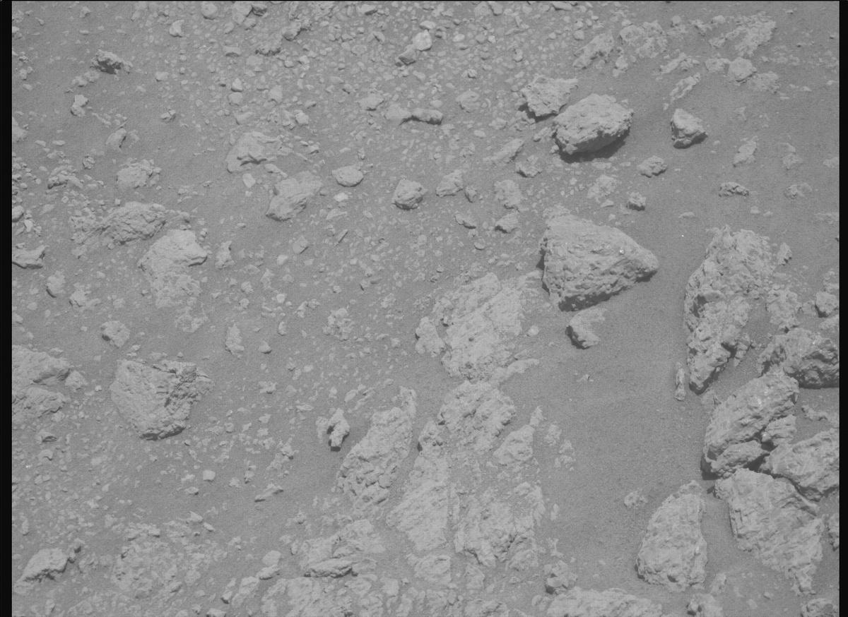 This image was taken by MCZ_RIGHT onboard NASA's Mars rover Perseverance on Sol 1400